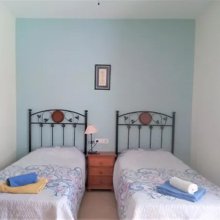 Apartmán Litha House, 3 Bed Set Over 3 Floors 5 Mins From And Amenities Caleta De Fuste